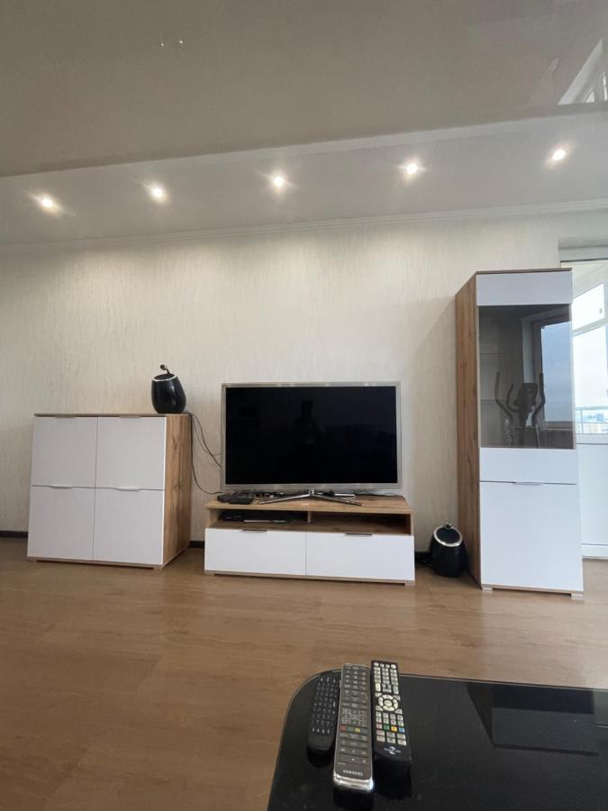 View Apartments, 22 Floor With 2 Rooms 基輔 外观 照片